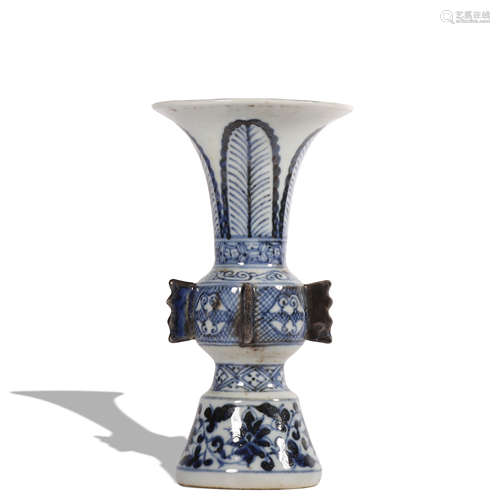 A blue and white 'floral' vase