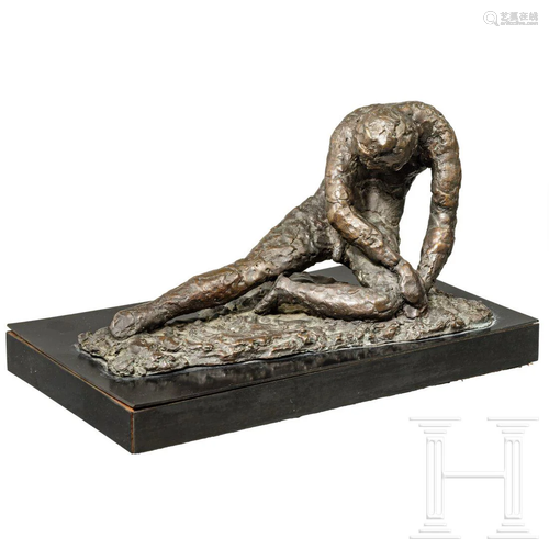 A US-American modernist bronze figure with the