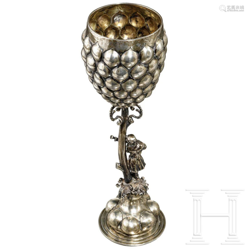 A German historicism Aquilegia cup, Hanau, Neresheimer