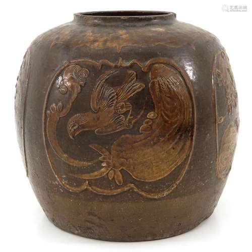 A Large Brown Glaze Pot