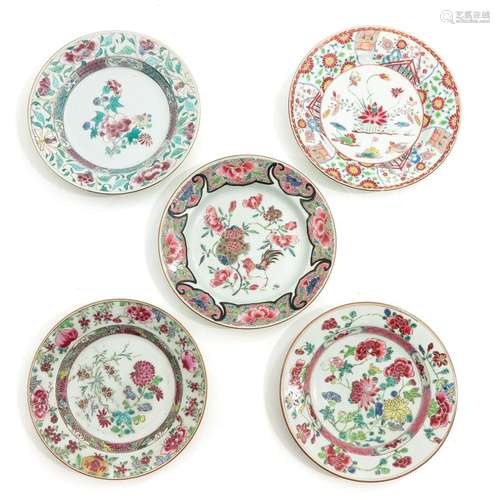 A Collection of 5 Famille Rose Plates