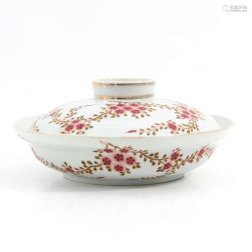 A Famille Rose Covered Serving Bowl