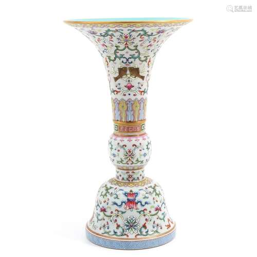 A Famille Rose Altar Vase