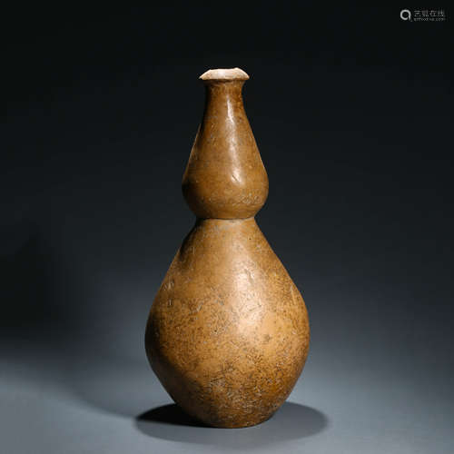 A Majia Kiln Double-Gourd-Shape Vase