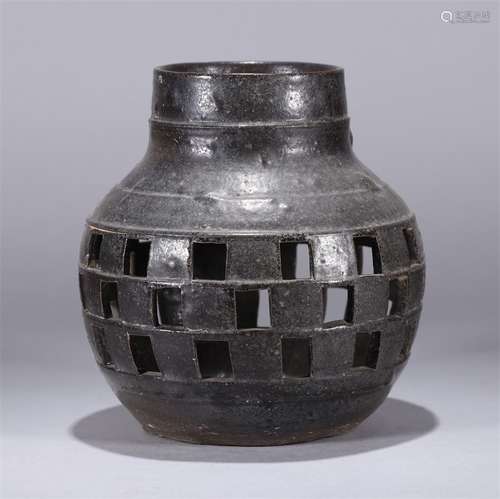 A Black Glaze Openwork Jar