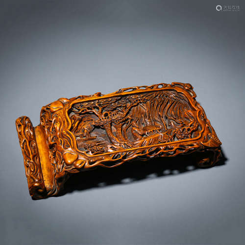 A Carved Boxwood Figure Ink Rest