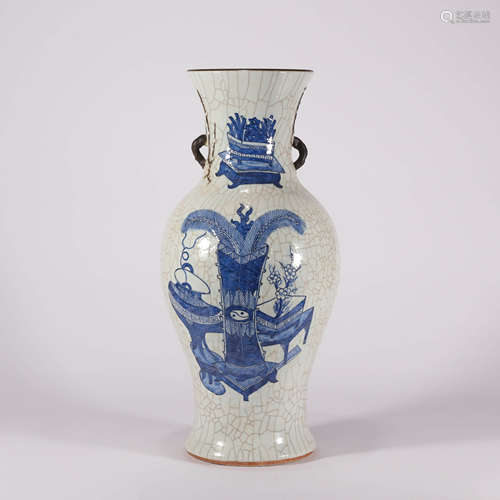 A Ge Type Antiques Double-Eared Guanyin Vase