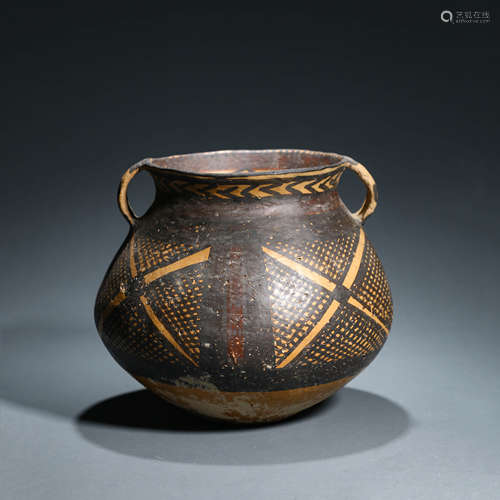 A Majia Kiln Double-Eared Pottery Jar