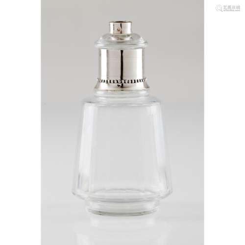 A fragrance diffuser