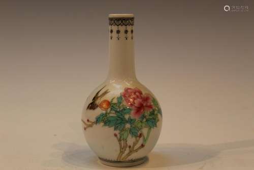 Chinese Painted Porcelain Vase