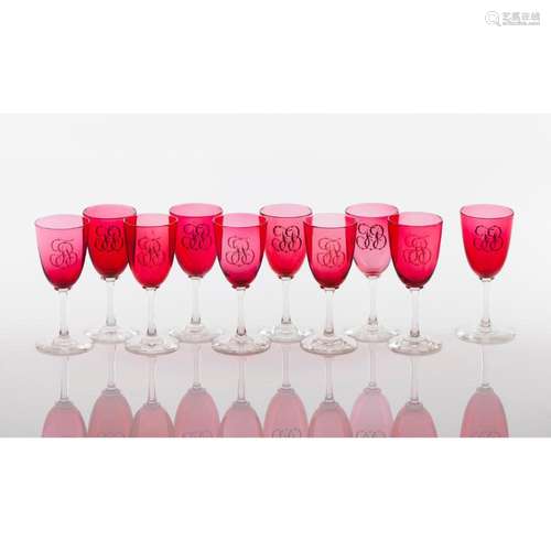 A set of 10 pink drinking glasses