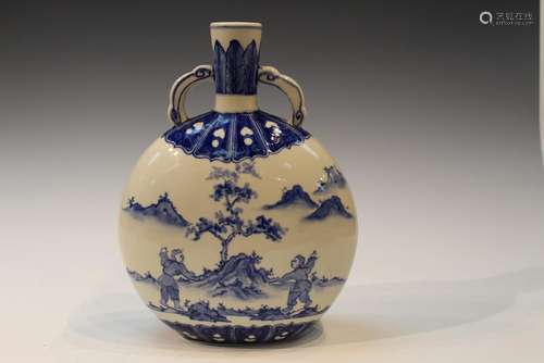 Chinese Blue and White Porcelain Moon Flask Vase