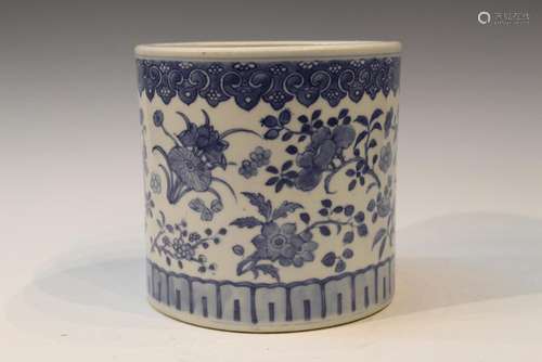 Chinese Blue and White Porcelain Brush pot