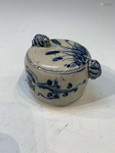 Korean Blue and White Water Dripper