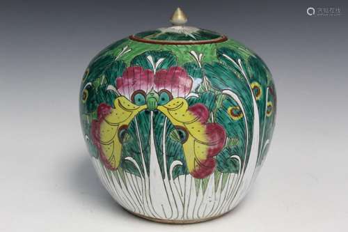 Chinese Famille Rose Porcelain Jar