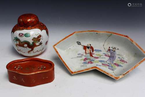 Three Chinese Porcelain Items.