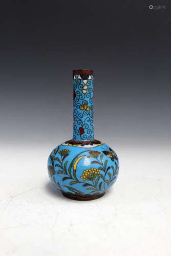 Chinese cloisonne vase, 19th Century.