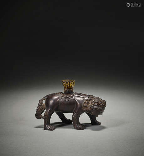 Ancient Chinese copper lion