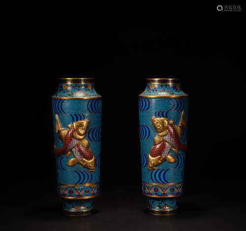 A pair of enamel-painted fishpattern vases