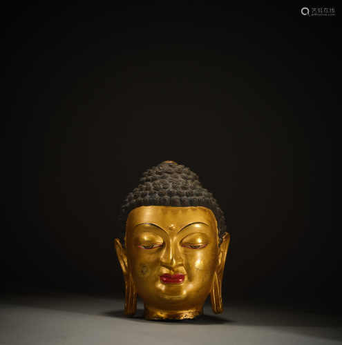 Gilt Buddha head of the Chinese Qing Dynasty
