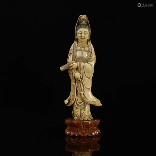 Shoushan hibiscus stone Guanyin statue