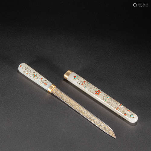 CHINESE JADE KNIF INLAID WITH GOLD, QIANLONG PERIOD, QING DY...