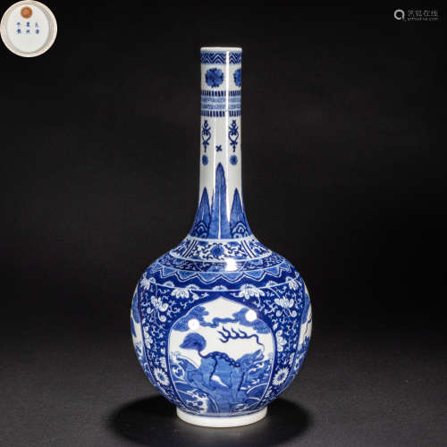 CHINESE BLUE AND WHITE FLASK, QING DYNASTY