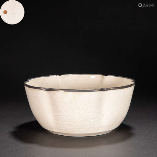 CHINESE DINGYAO BOWL, SONG DYNASTY
