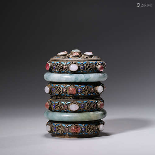 A Jade Bangles Decorated Silver Jar