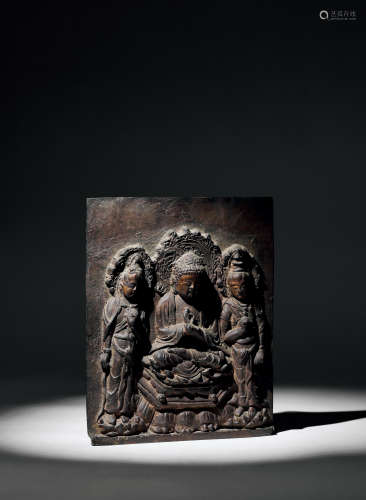 銅錘揲釋迦三尊像掛飾