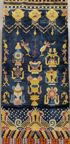 A Buddhist eight-treasure sea pattern tapestry