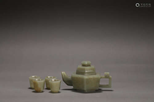 A SET OF HETIAN JADE POETRY POT