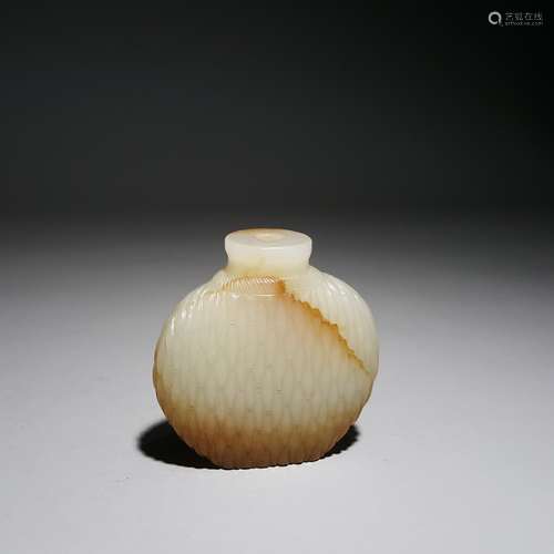 A HETIAN JADE  SNUFF BOTTLE