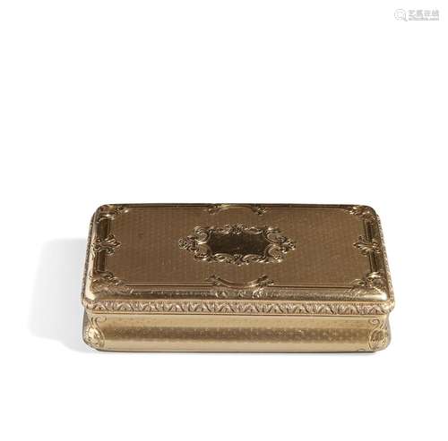 Rectangular snuff box in chiselled gold with chamfered corne...