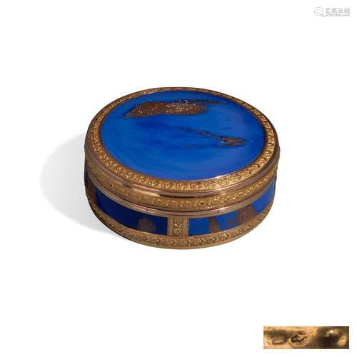 Round gold box decorated with enamel, 18th century