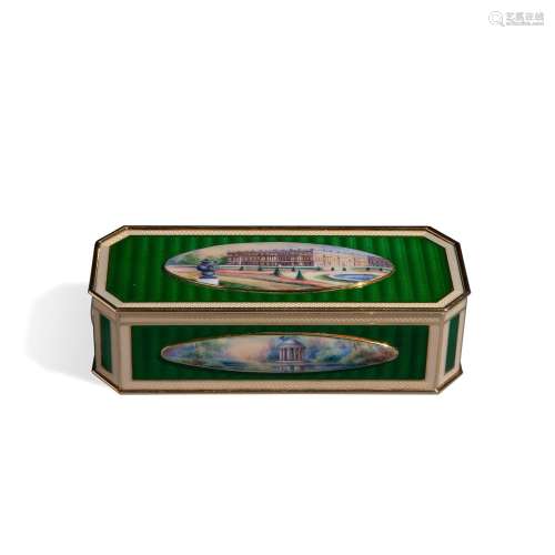 Octagonal box in gold and green enamels with guilloché backg...