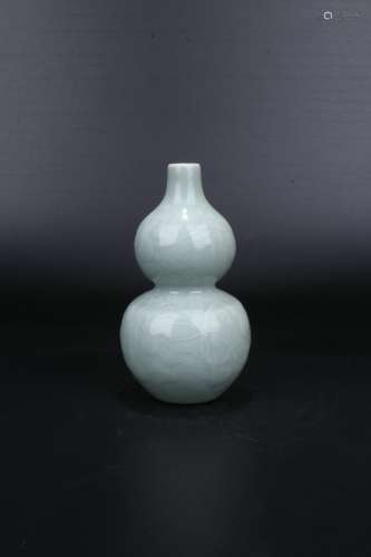 Chinese Qing Dynasty Yongzheng Green Glazed Porcelain Gourd ...