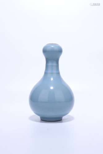 Chinese Qing Dynasty Glazed Porcelain