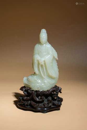 Chinese Qing Dynasty Hetian Jade Guanyin Paperweight