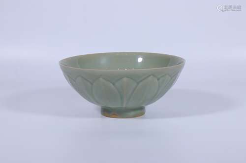 Chinese Longquan Kiln Porcelain Bowl