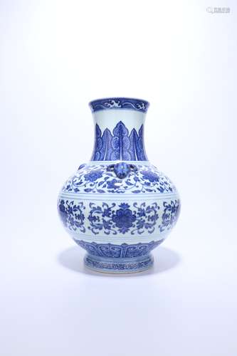 Chinese Qing Dynasty Blue And White Porcelain Vessel