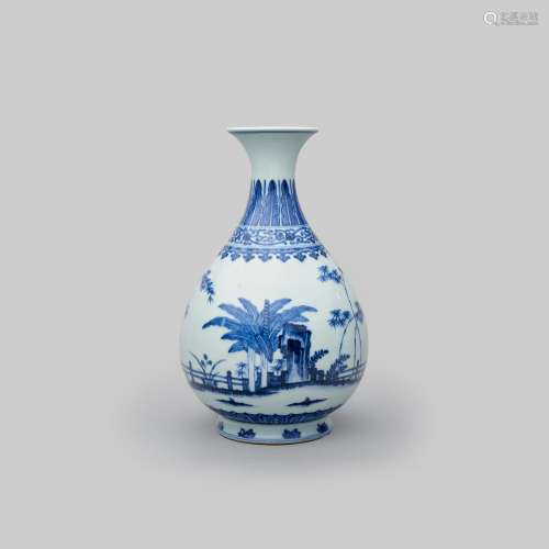 A blue-and-white yuhuchun vase