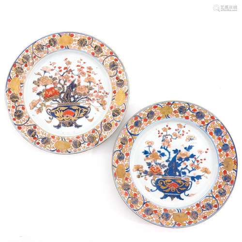 A pair of Imari plates