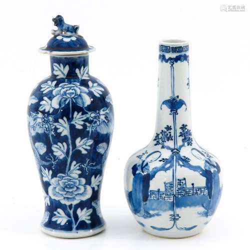 A Lot of 2 Blue and White Vases