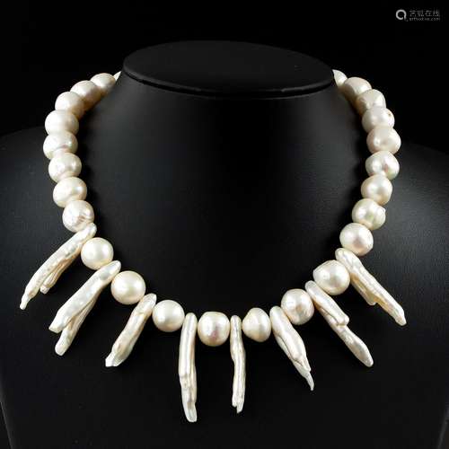 A Pearl Necklace