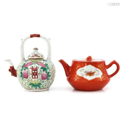 A Lot of 2 Teapots