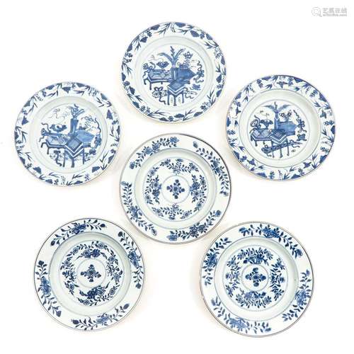 A Collection of 6 Blue and White Plates