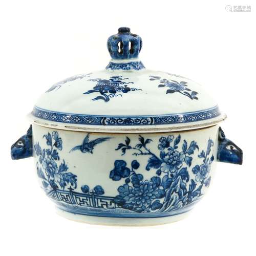 A Blue and White Tureen