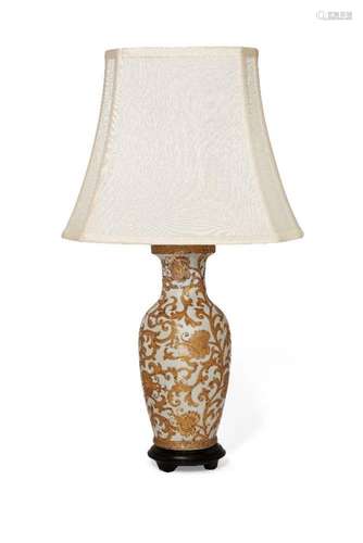 A modern Chinoiserie gilt heightened porcelain vase lamp, de...