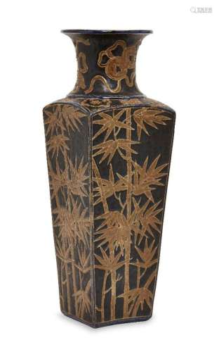 A Japanese pottery vase, early 20th century, decorated overa...